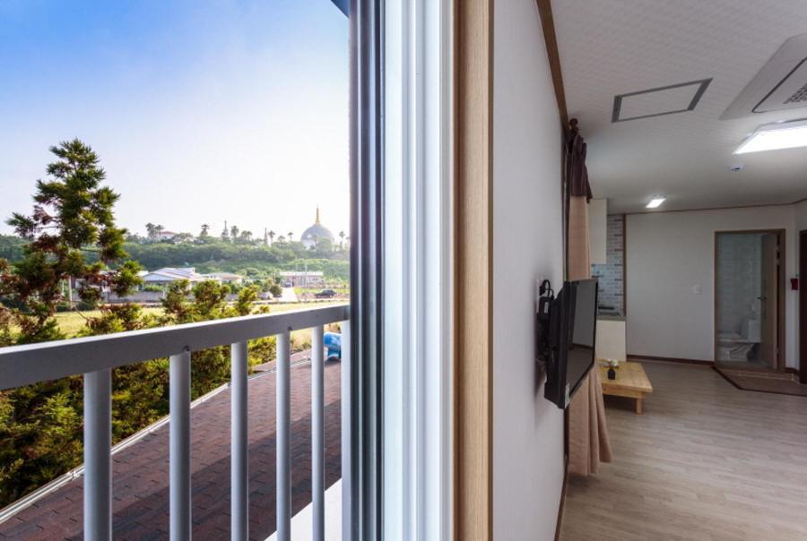 Jeju Wayo Pension Экстерьер фото