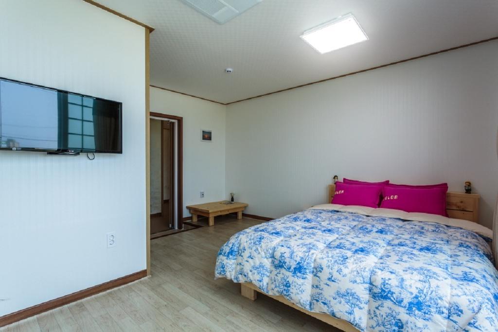 Jeju Wayo Pension Экстерьер фото