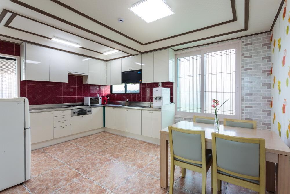 Jeju Wayo Pension Экстерьер фото