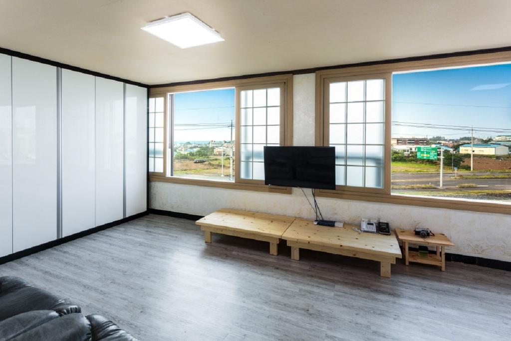 Jeju Wayo Pension Экстерьер фото